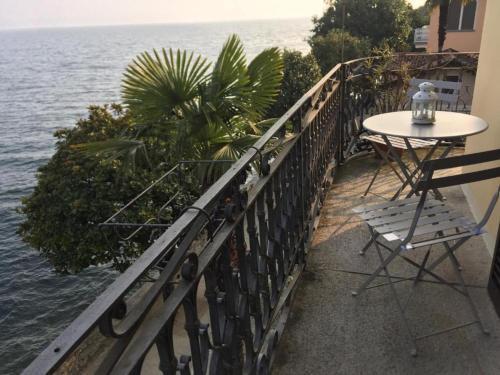 Hotel Il Cortile Cannero Riviera Ngoại thất bức ảnh