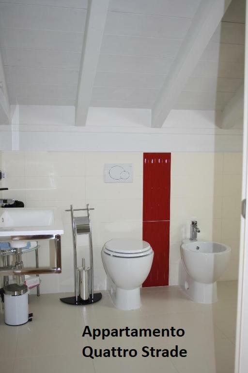 Hotel Il Cortile Cannero Riviera Ngoại thất bức ảnh